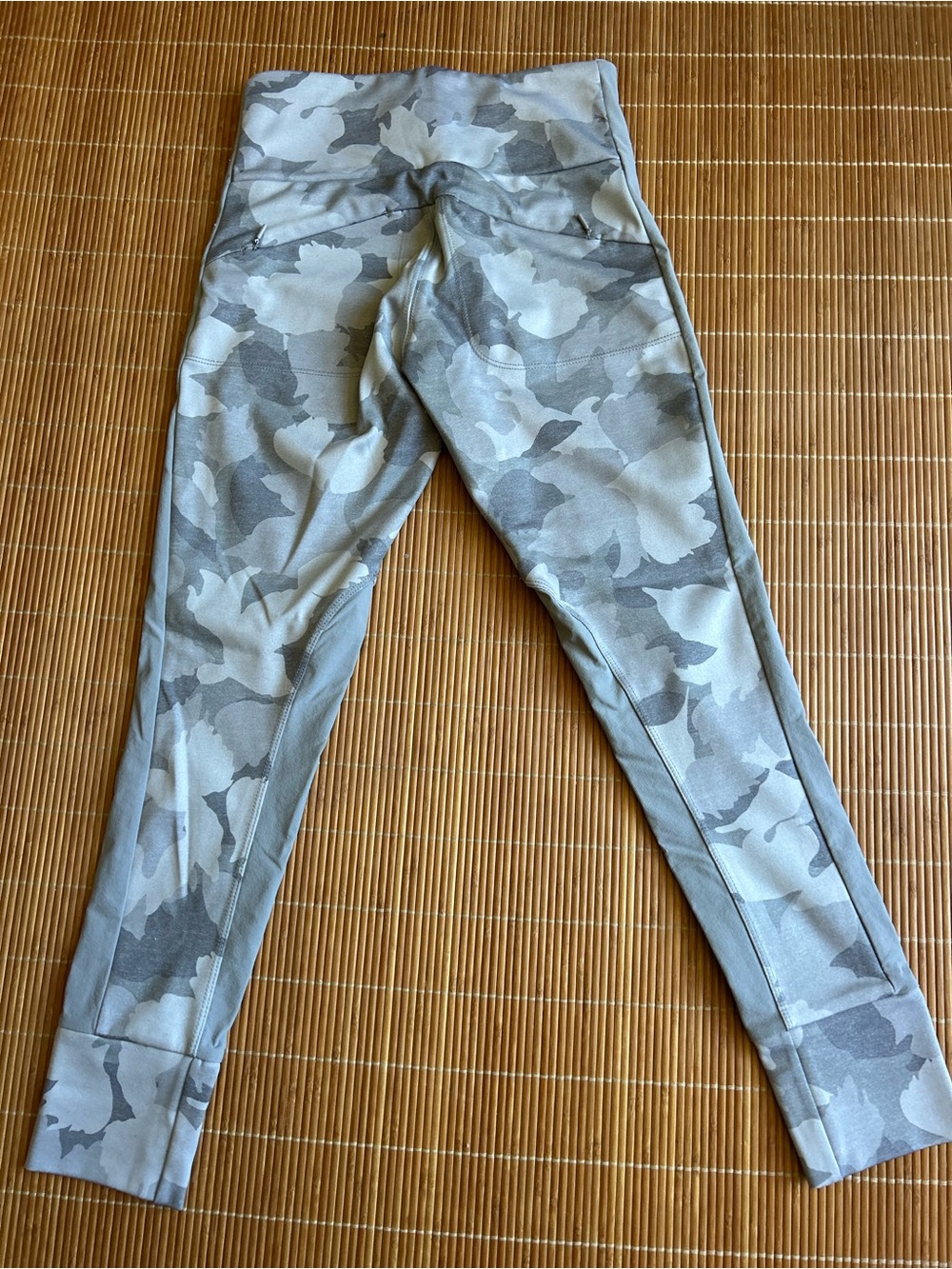 Athleta Grey Camo High-Rise Jeggings